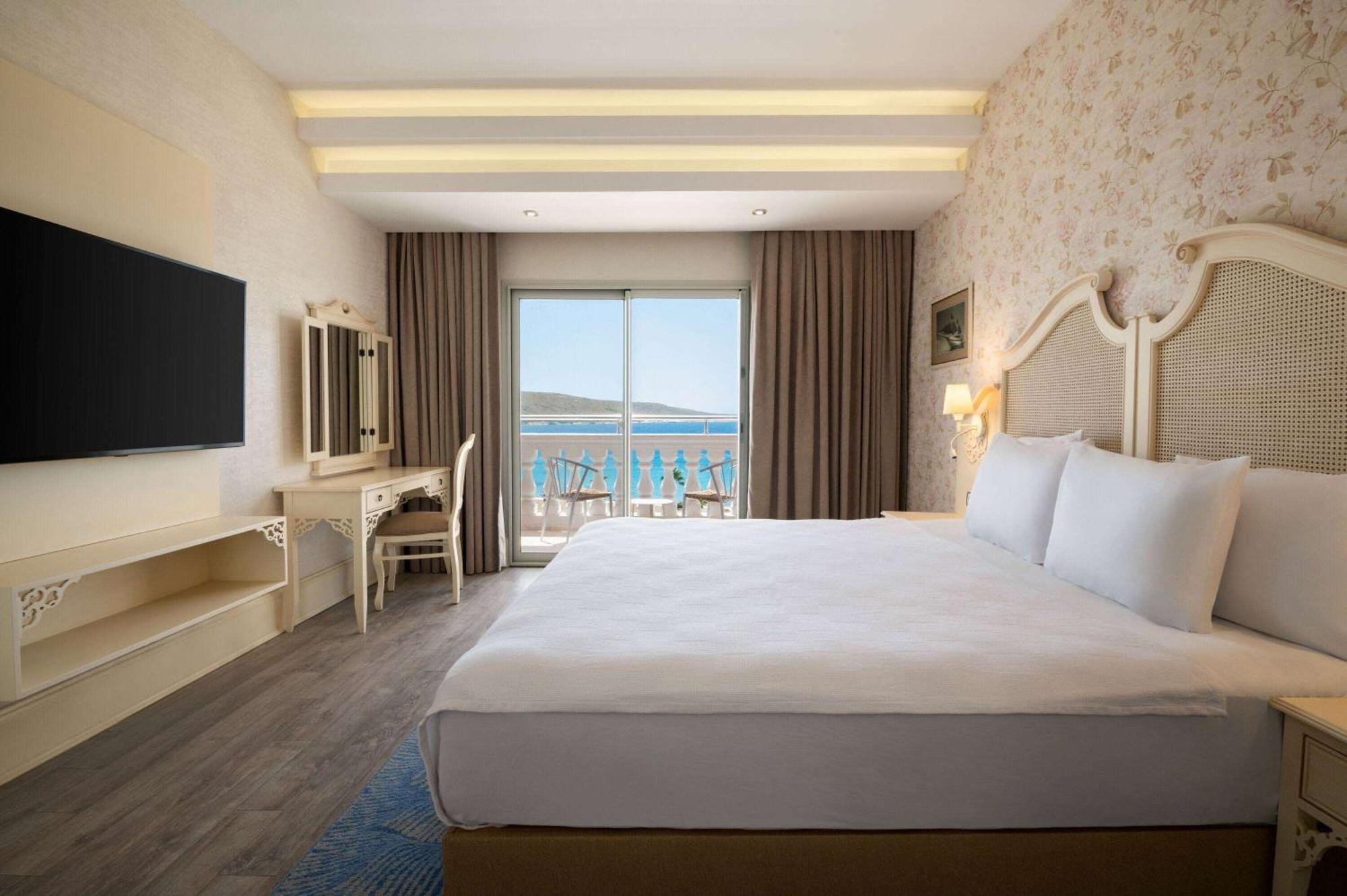Dolce By Wyndham Cesme Alaçatı Exterior foto
