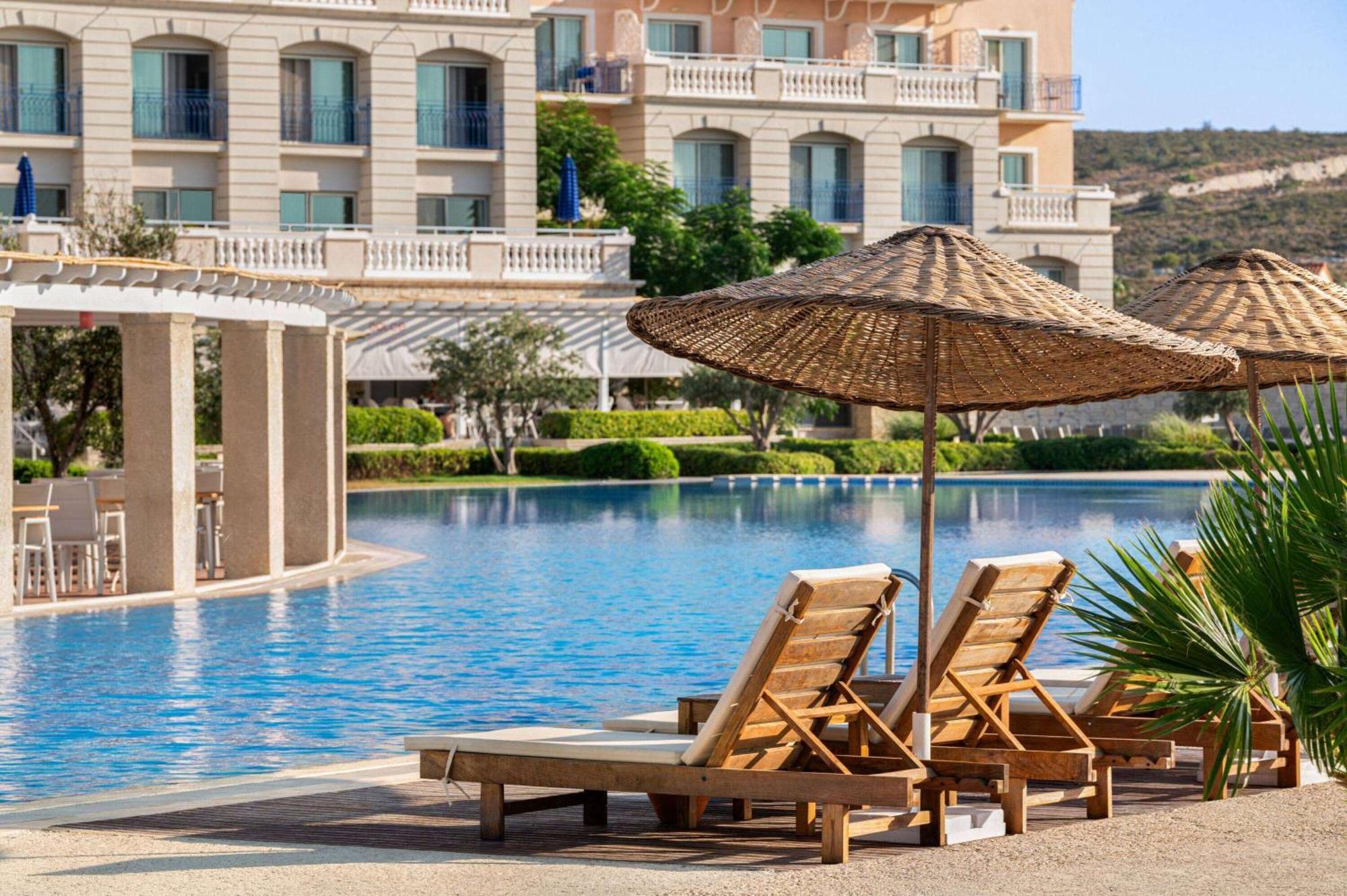 Dolce By Wyndham Cesme Alaçatı Exterior foto