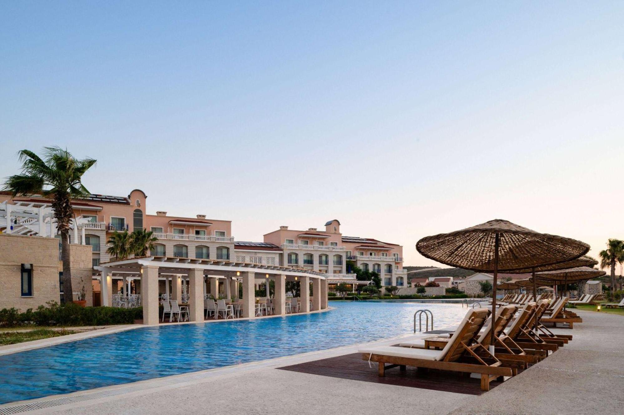 Dolce By Wyndham Cesme Alaçatı Exterior foto